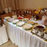 & Zum Eichenkranz 호텔 루켄발데