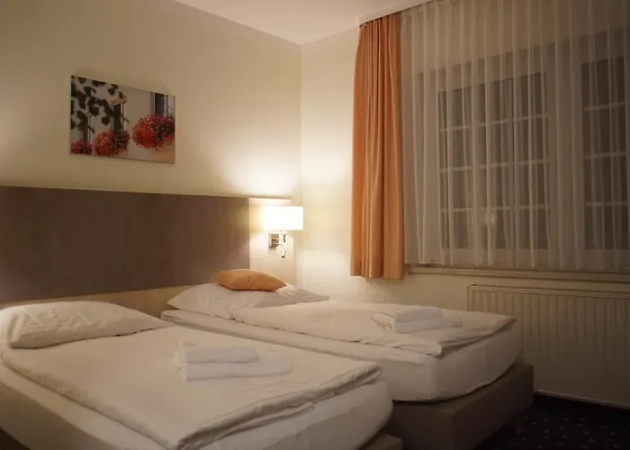 Hotel & Zum Eichenkranz 3*